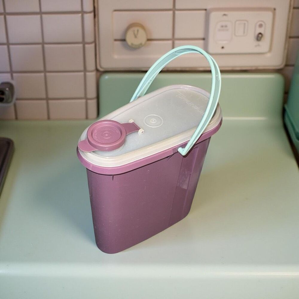 Tupperware 1 Quart Slim Juice Pitcher Purple Mint Beverage Buddy Store n Pour